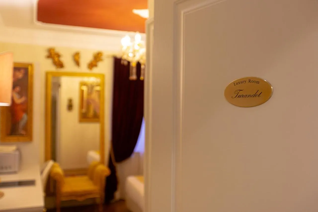 Giardini Dell'Arena Relais Hotel Verona Italy