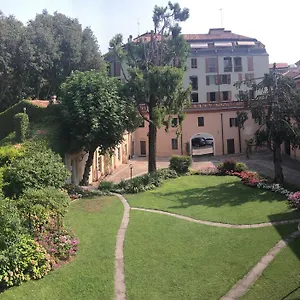*** Aparthotel In Centro Italia